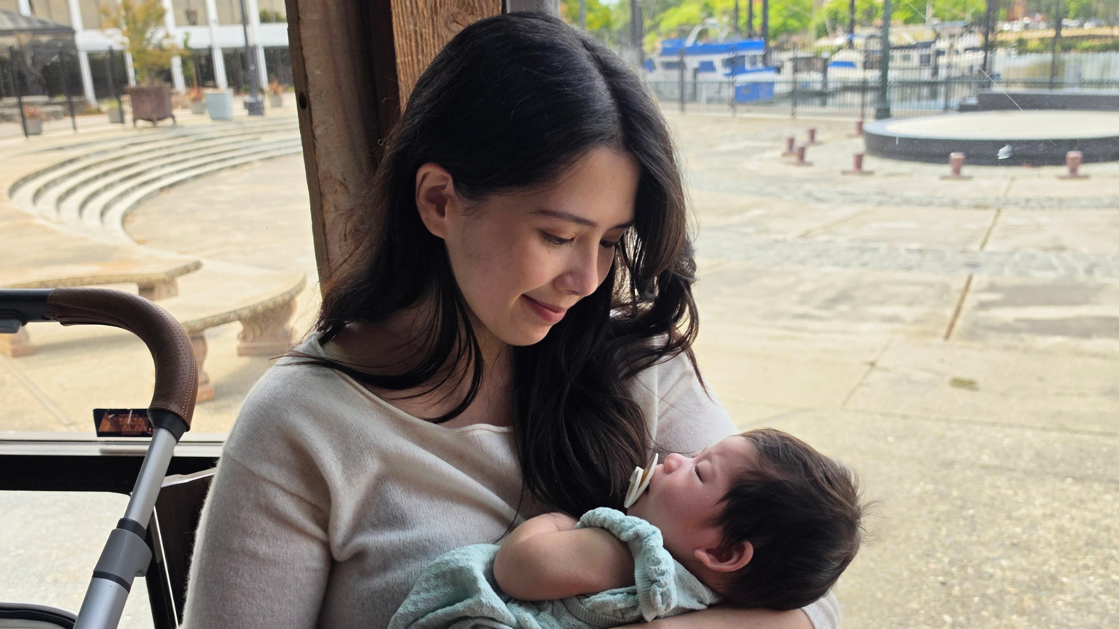Anne Yi with her family